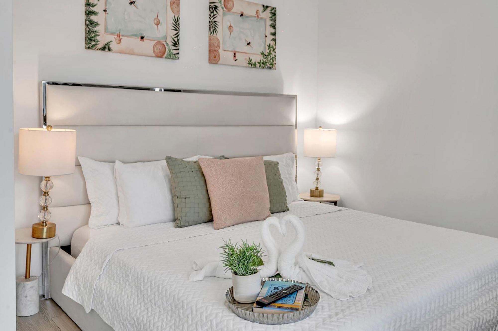 Mesmerizing Views Corner Condo マイアミ エクステリア 写真